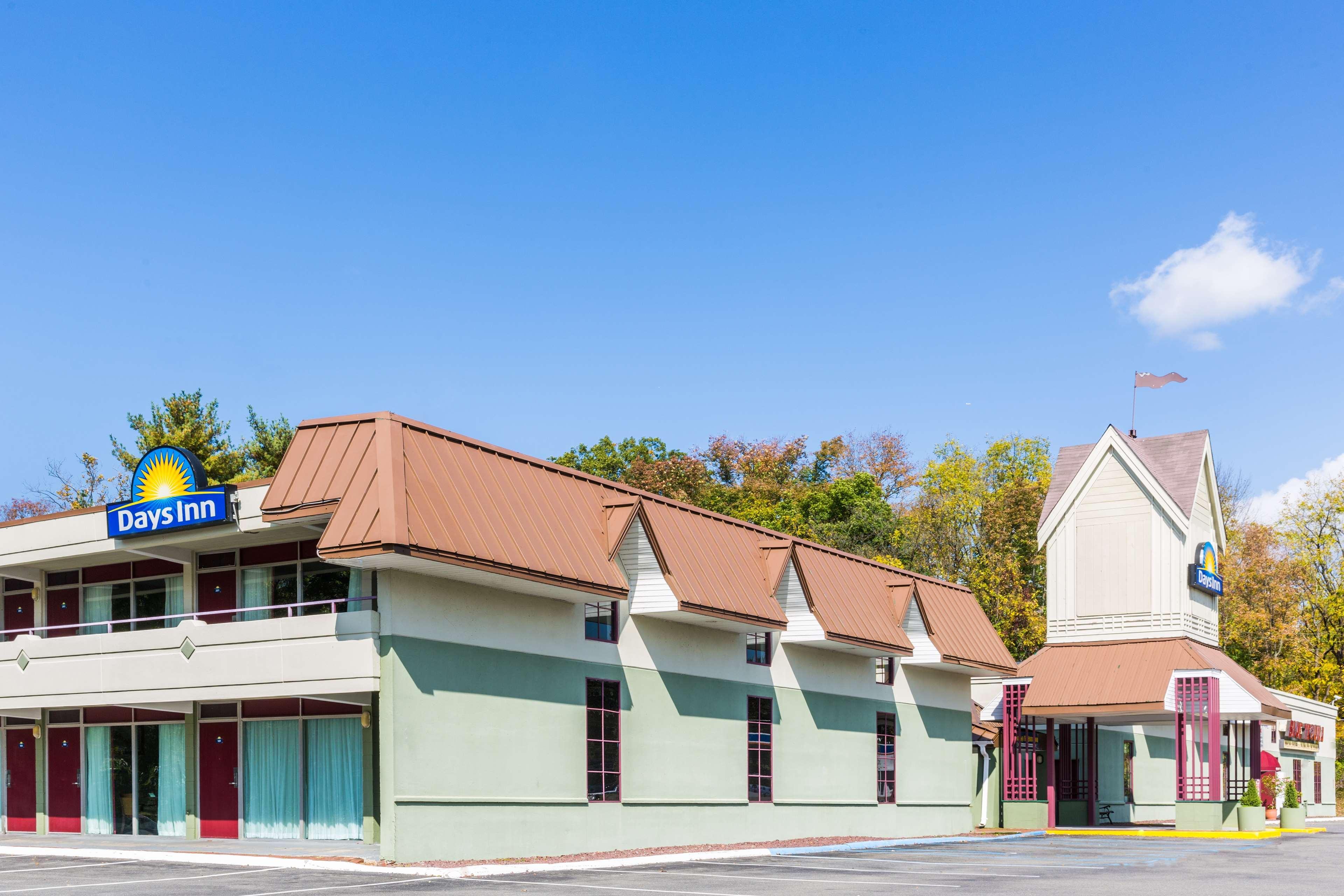 Days Inn East Stroudsburg Exteriér fotografie