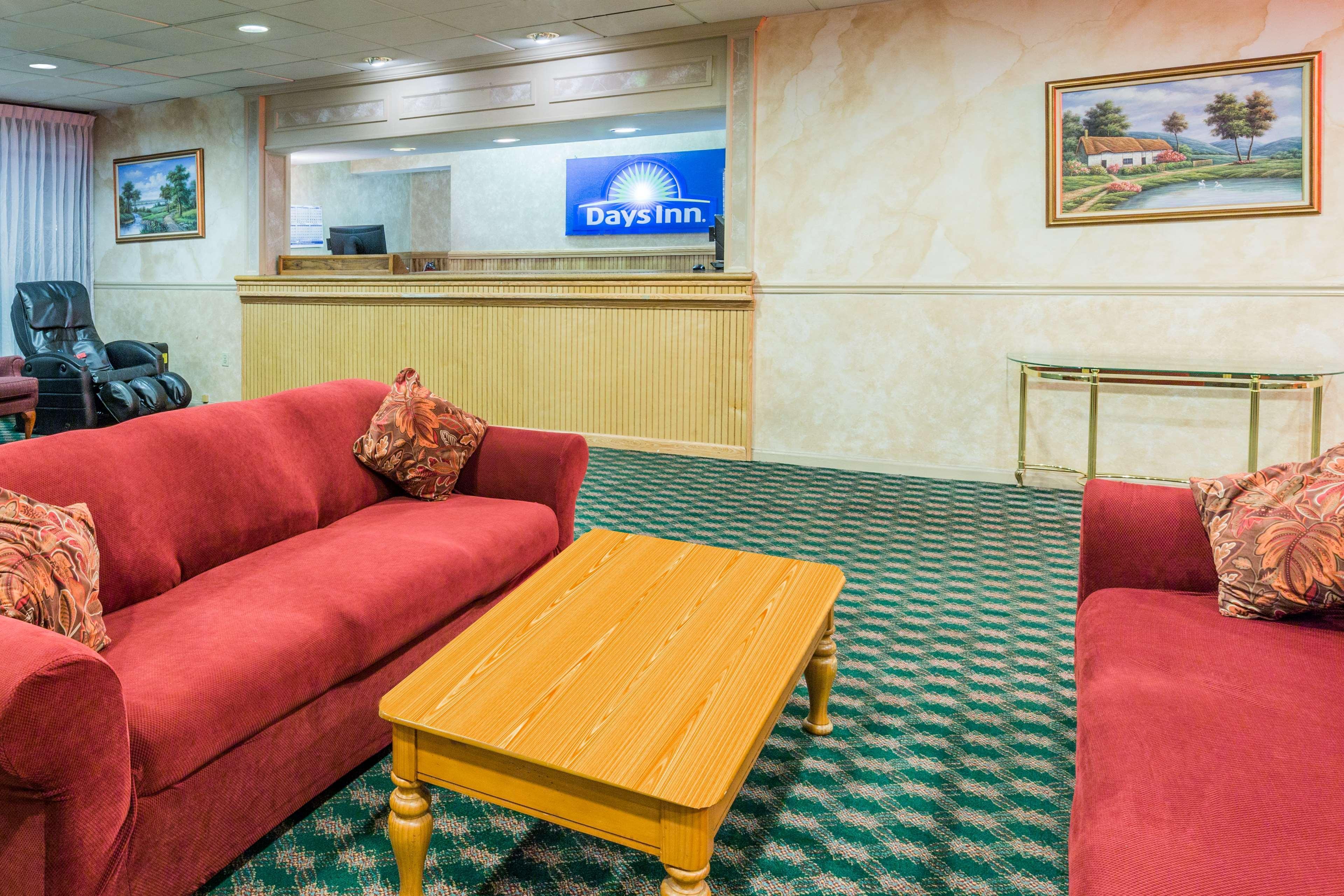 Days Inn East Stroudsburg Exteriér fotografie