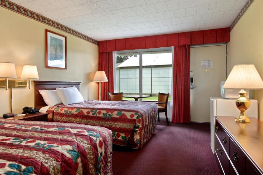 Days Inn East Stroudsburg Pokoj fotografie